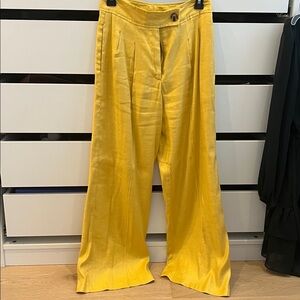 Elie Tahari Light Yellow Pants